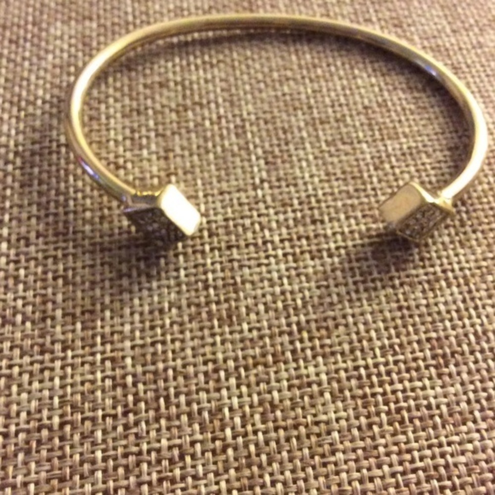 NWT Goldtone Cuff Crystal Diamond Bracelet OSFM